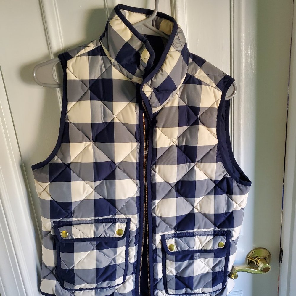 JCrew buffalo plaid puffer vest, size small